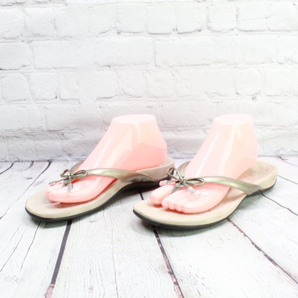 VIONIC Bella II Slip On Comfort Silver Flip Flop F - Picture 2 of 9